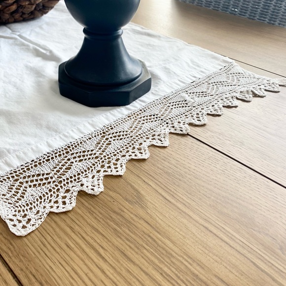 Vintage Antique White Linen Table Runner Lace 46” Cottagecore Rustic Farmhouse - Picture 1 of 6